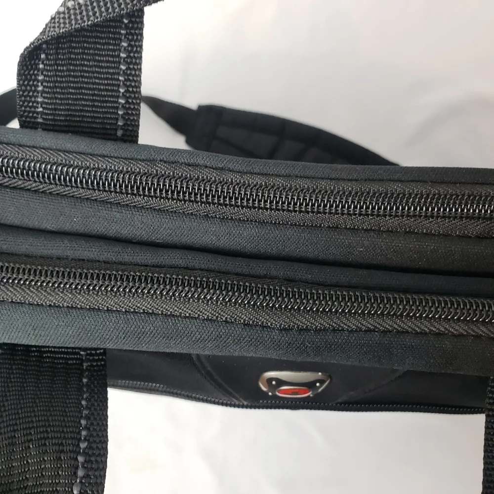 SwissGear Wegner Shepra Black Loptop Case